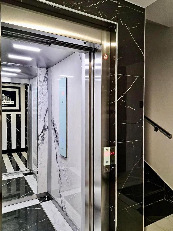 Residence Future Delux IV Giroc Экстерьер фото