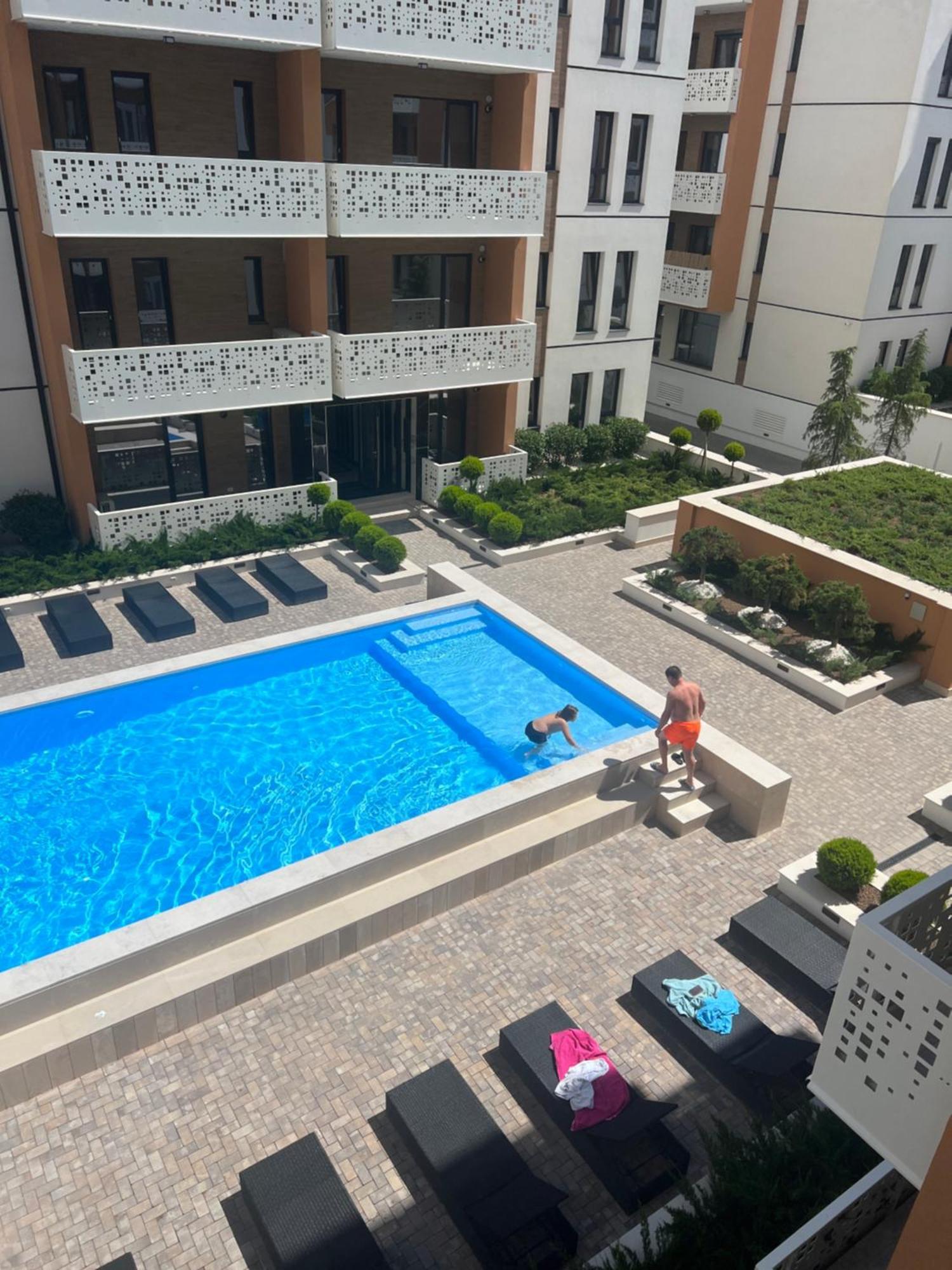 Residence Future Delux IV Giroc Экстерьер фото